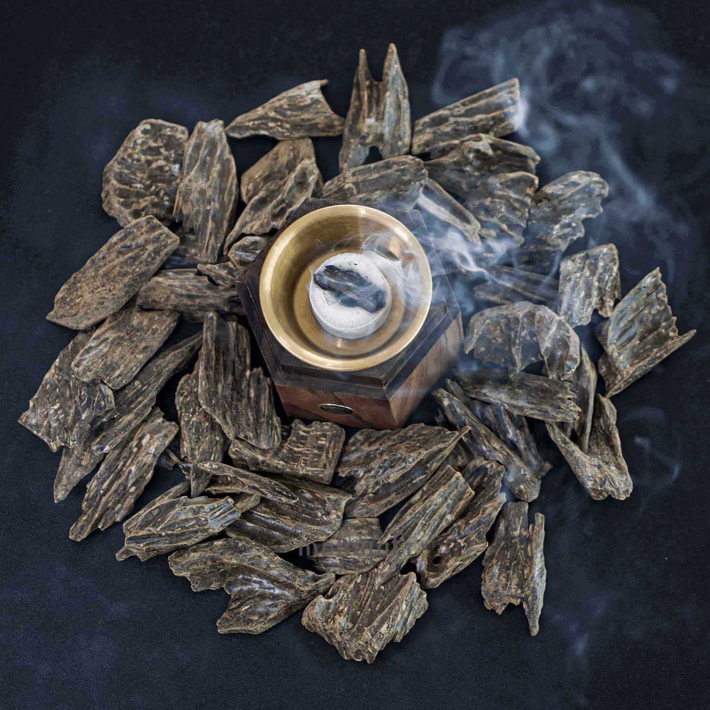 Sultani Royal Agarwood - Borneo, Indonesia