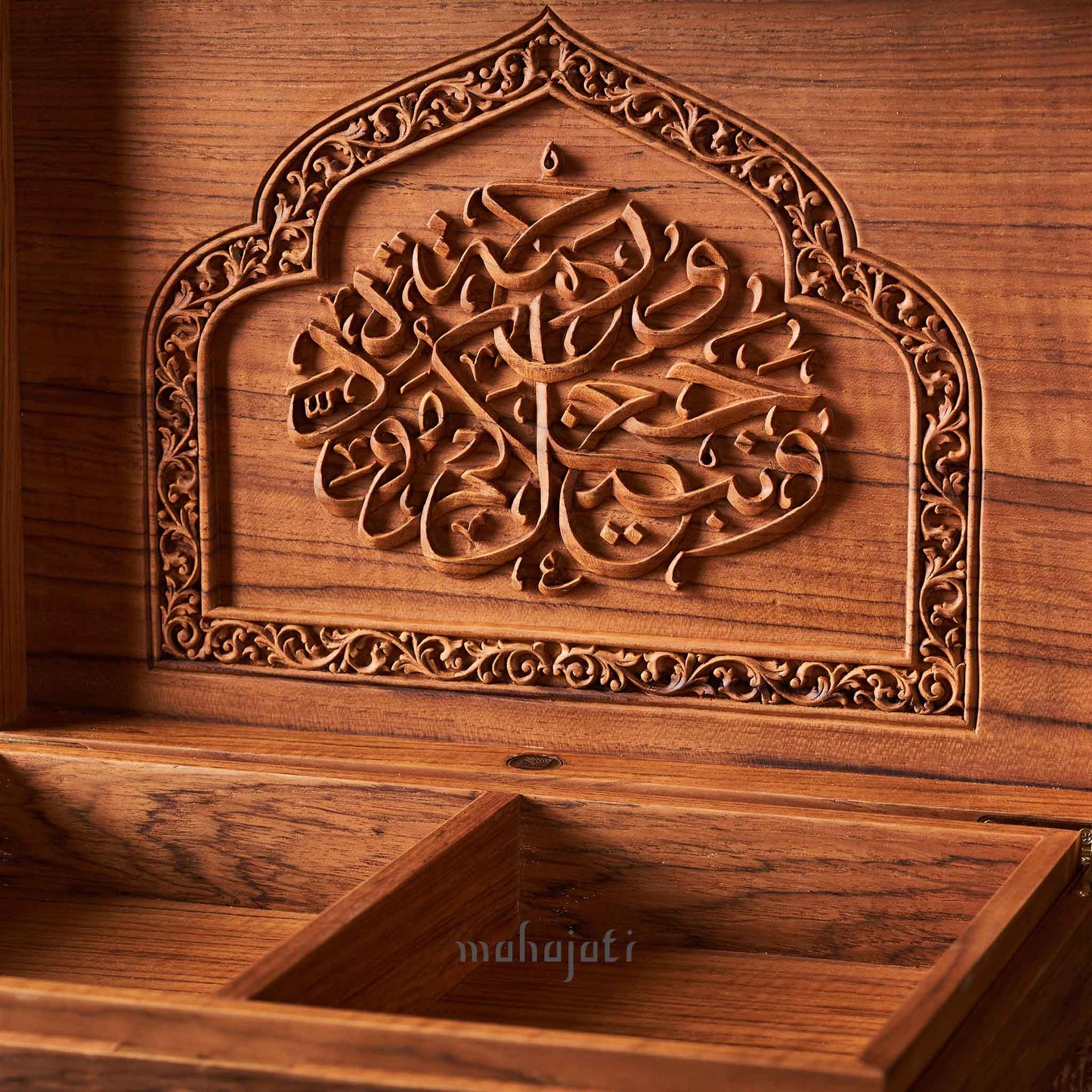 Ar-Rum 21 Wedding Chest - Chip Carving - 35cm x 25cm x 18cm