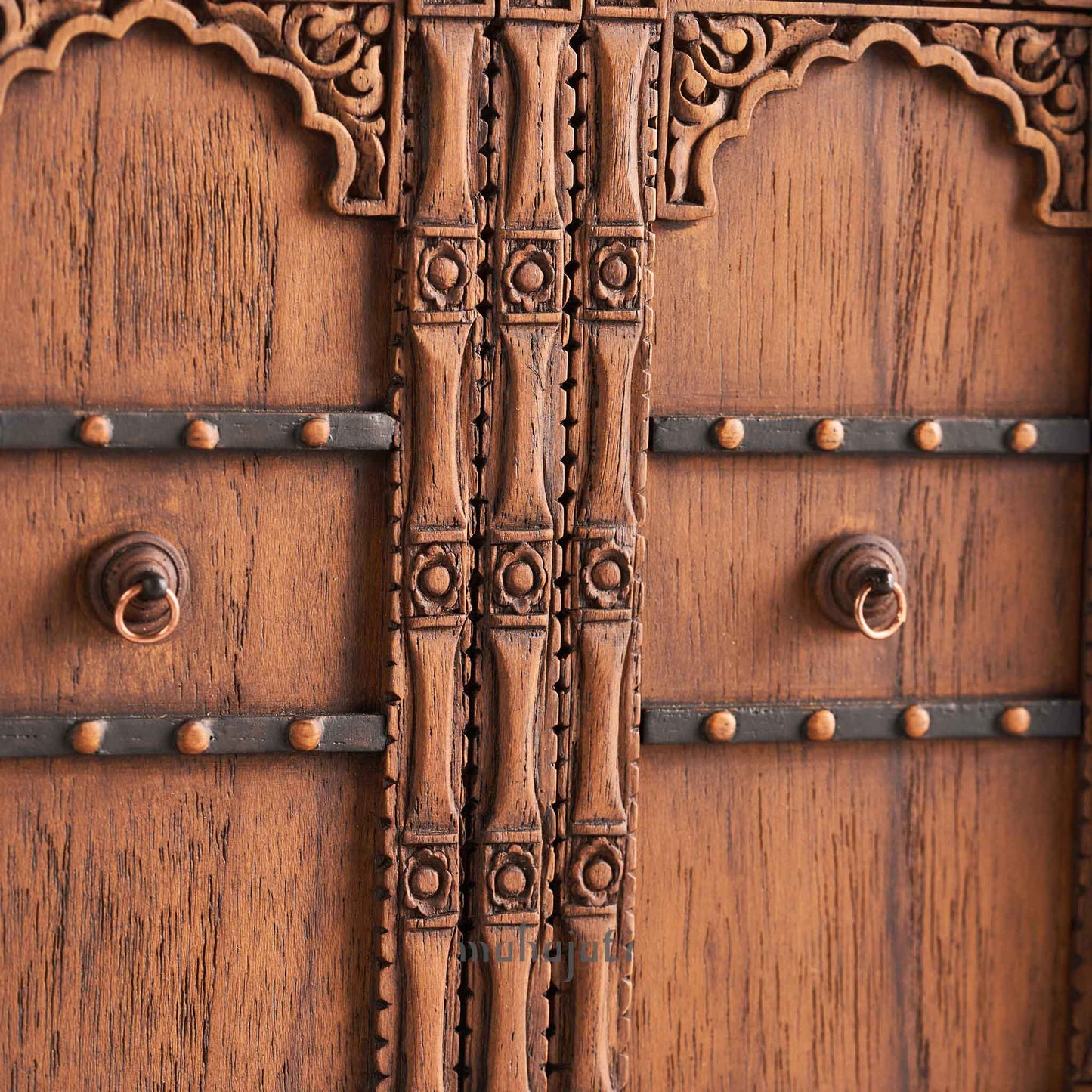 Door of Kuwait - Chip Carving - 25cm x 30cm x 9.5cm